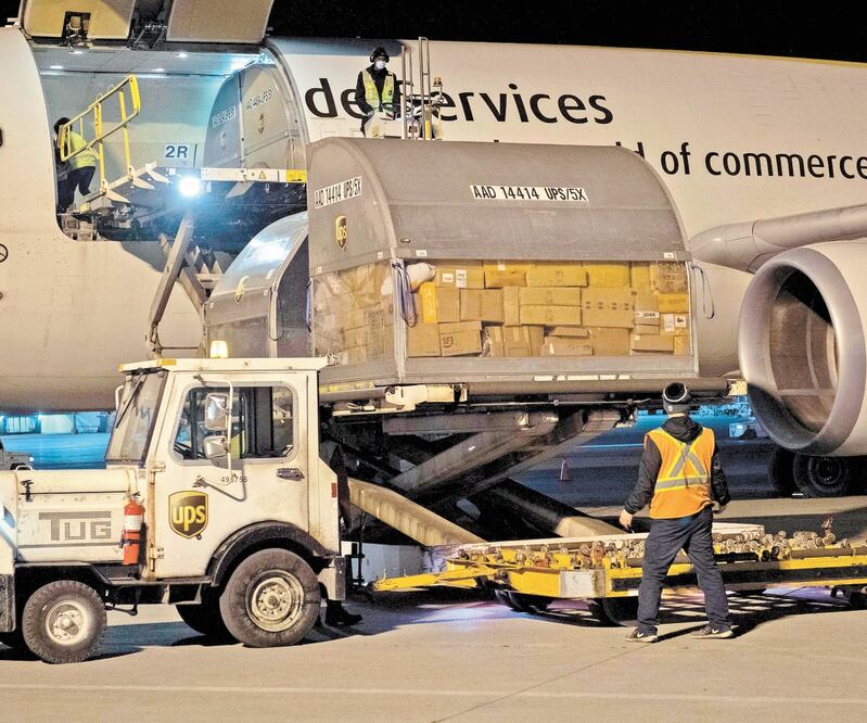 Para distribuir las dosis se necesitarán 8 mil aviones: IATA. Foto: EFE