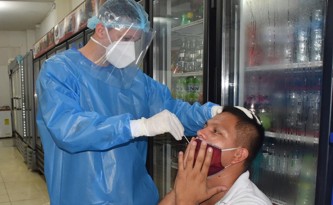 Según el gobierno venezolano, hasta el domingo pasado el virus dejaba mil 121 contagiados y 10 fallecidos por el coronavirus (Foto: EFE)