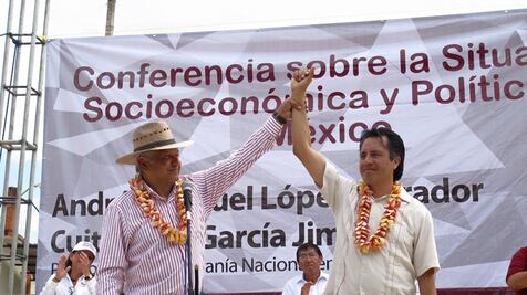 Alianza PAN-PRD, una promiscuidad política: AMLO