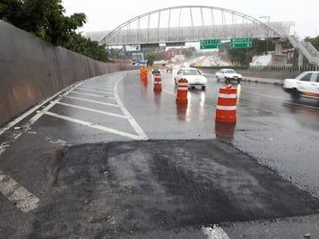Reparan baches en autopista México-Cuernavaca