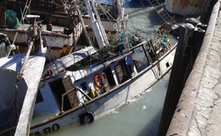 Barco camaronero se hunde en BC