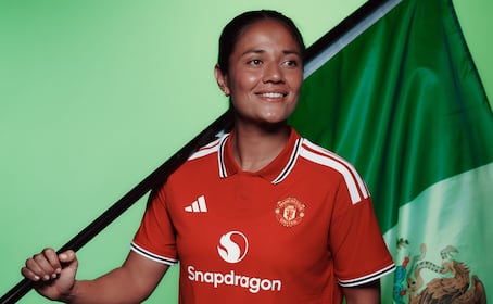Rebeca Bernal da el salto a Europa; ficha con el Manchester United