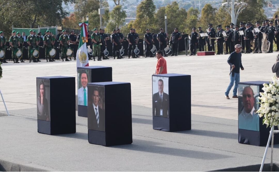 Homenaje de cuerpo presente en plaza de la victoria Puebla  (Foto: Omar Contreras / El Universal)