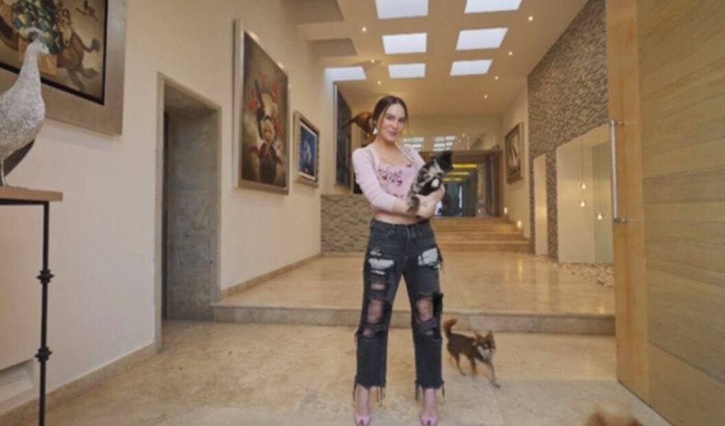 Como un museo de arte, así de impresionante es la casa de Belinda 