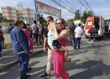 Incertidumbre y preocupación viven padres de familia tras ataque a kinder de Brasil