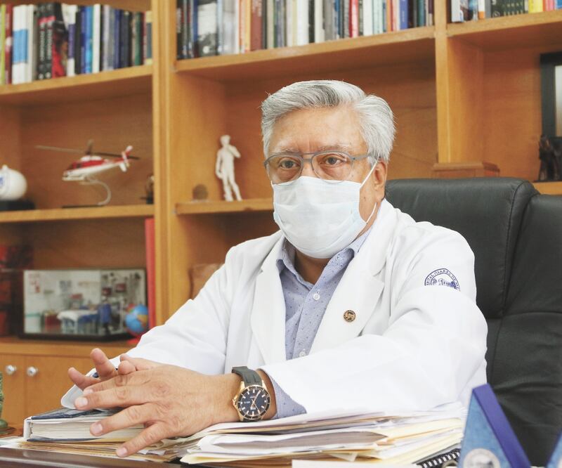 Martín Antonio Manrique confía que las medidas de protección como la sana distancia y el uso de cubrebocas ayuden a disminuir los efectos de la sindemia de Covid e influenza en invierno. Fotografía: CARLOS MEJÍA 