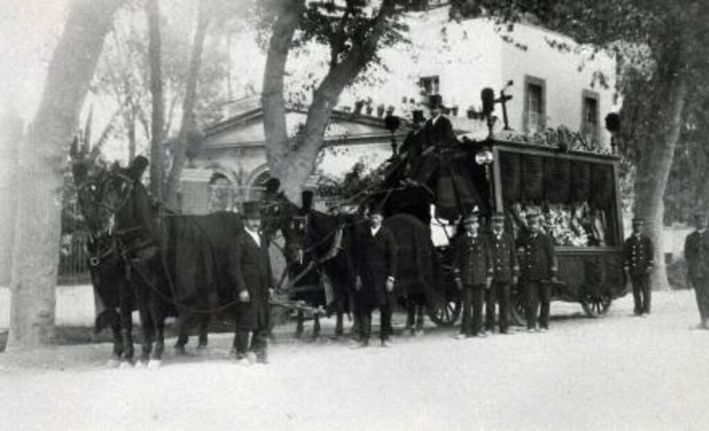 Cuando llevaban a los muertos en tranvías