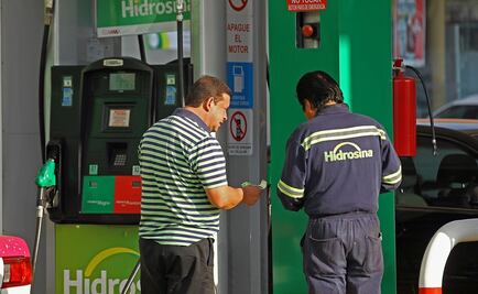 Bajar 2 centavos a gasolina, decisión política: PRD