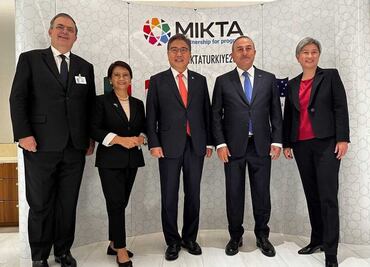 Ebrard buscará diálogo con Rusia y Ucrania en asamblea de la ONU