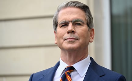 Scott Bessent augura cambio de régimen "a cámara lenta" en Cuba; reportan que EU busca salida del presidente Díaz-Canel