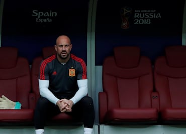 Pepe Reina llega al Milan de Italia