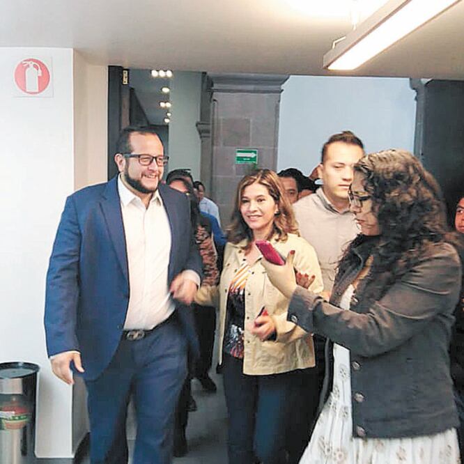 Motivo del encuentro. José Ramón López Beltrán fue al Congreso para detallar la aplicación de programas sociales, aseguró Maurilio Hernández. JORGE ALVARADO. EL UNIVERSAL