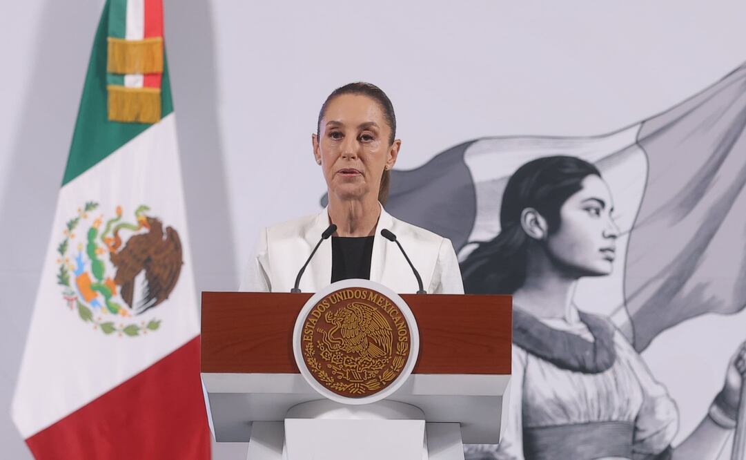 Conferencia matutina de la presidenta Claudia Sheinbaum en Palacio Nacional el 24 de abril de 2025. Foto: Gabriel Pano / EL UNIVERSAL