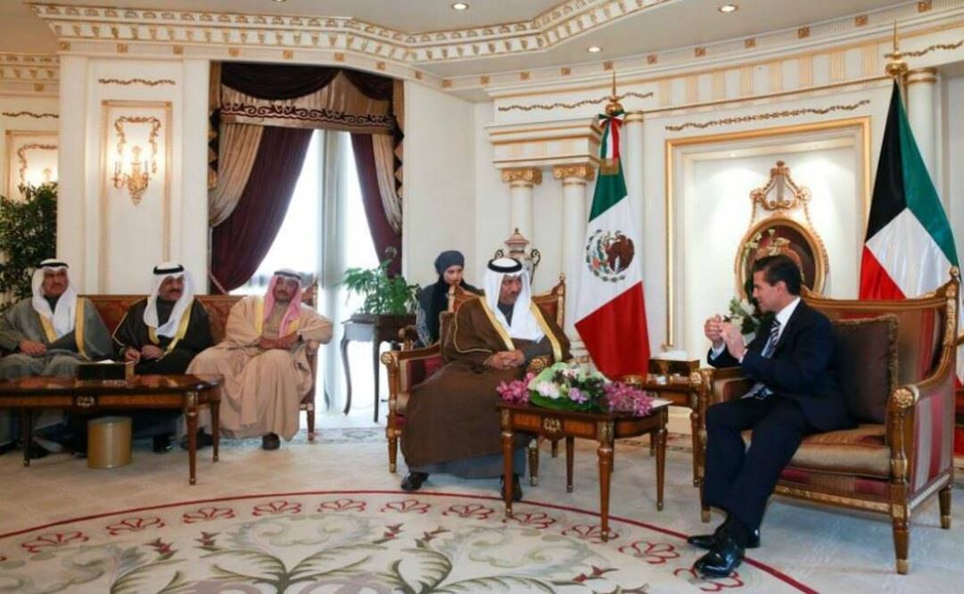 El presidente Enrique Peña Nieto en su encuentro con el Jeque Yáber Al-Mubarak Al-Hámad Al Sabáh, Primer ministro del Estado de Kuwait. Foto: Especial