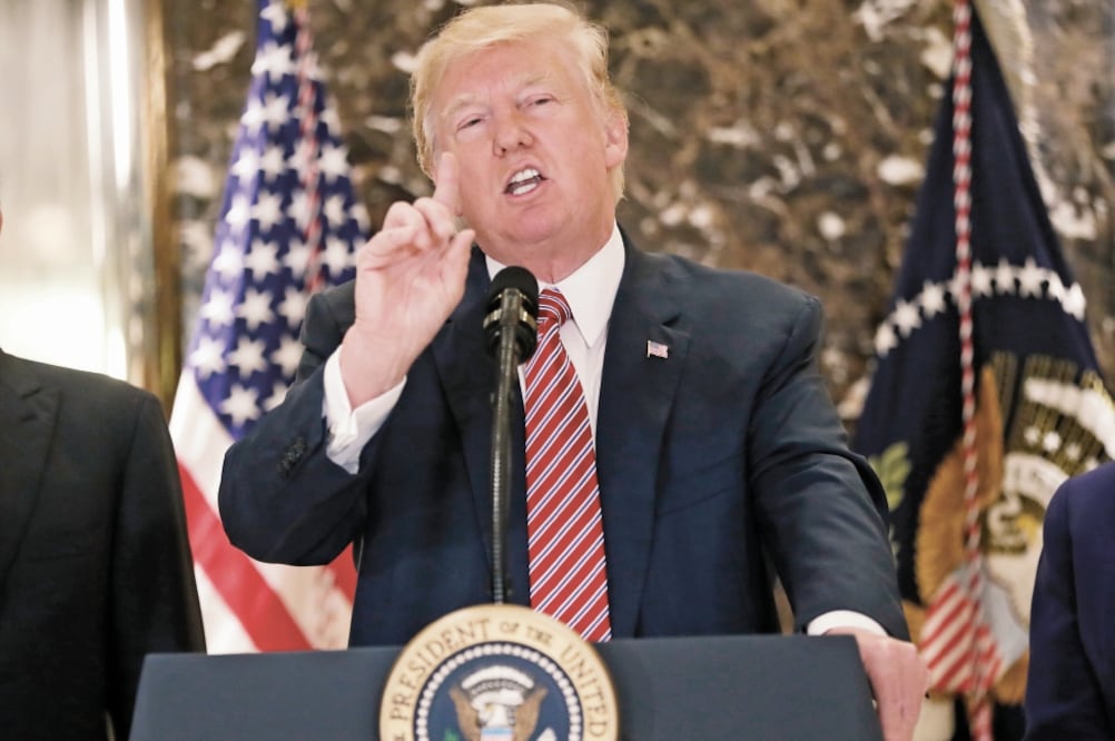 El presidente Donald Trump, en su conferencia de ayer en Nueva York. (PABLO MARTINEZ MONSIVAIS. AP)