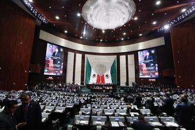 Prevén 20 diputados federales pedir licencia para buscar una candidatura