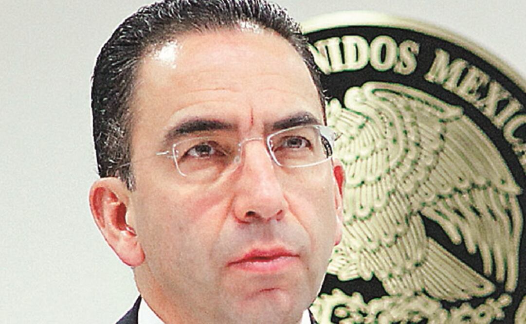 Lozano se aferra a candidatura panista en Puebla