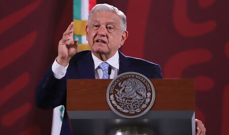 Consultas sobre la política energética se trata de un “asunto político”, intuye AMLO