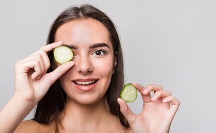 Para qué sirve ponerte pepino congelado en la cara