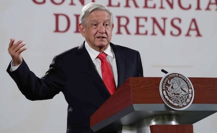 AMLO reconoce robos en plataformas de Pemex; "hubo un riesgo de que estallarán ductos" en Campeche