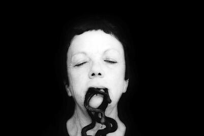 Ni con celular se me antoja la foto digital: Graciela Iturbide 