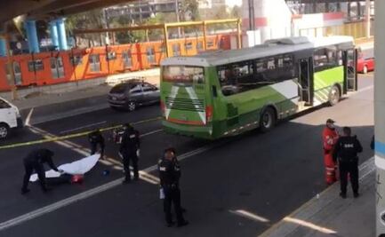 Mujer motociclista muere atropellada por camión de pasajeros en la GAM