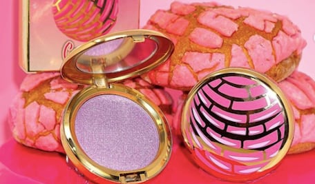 Antojitos mexicanos inspiran la línea de maquillaje que querrás probar 