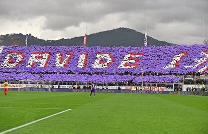 Fiorentina le rinde homenaje a Davide Astori