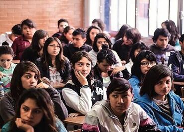 Beca Benito Juárez: Preparatorias ahora serán las encargadas de convocar a estudiantes para su registro