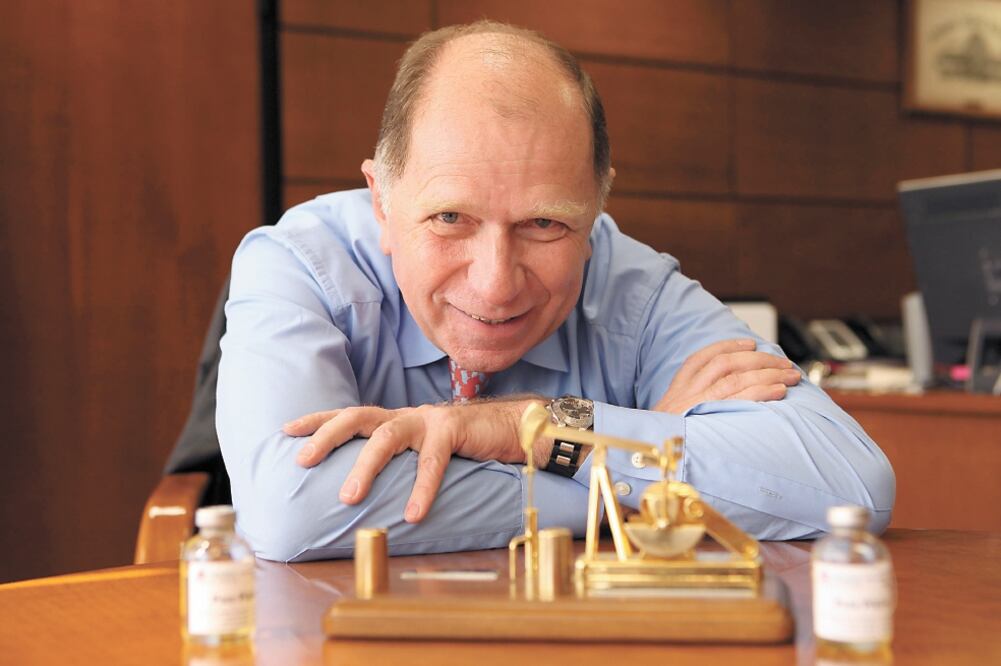 El exdirector de Pemex Exploración y Producción, Carlos Morales Gil, fue responsable de una derrama económica por un billón 133 mil mdp. Foto: ARCHIVO EL UNIVERSAL