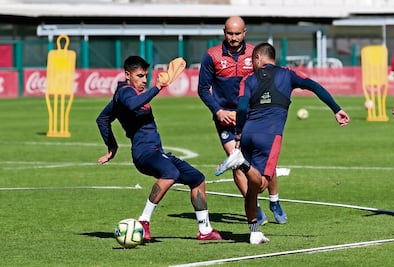 Toluca enfrenta en el Nemesio Diez a un León herido