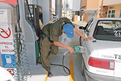 Fin a precio único de gasolina, pide Cofece