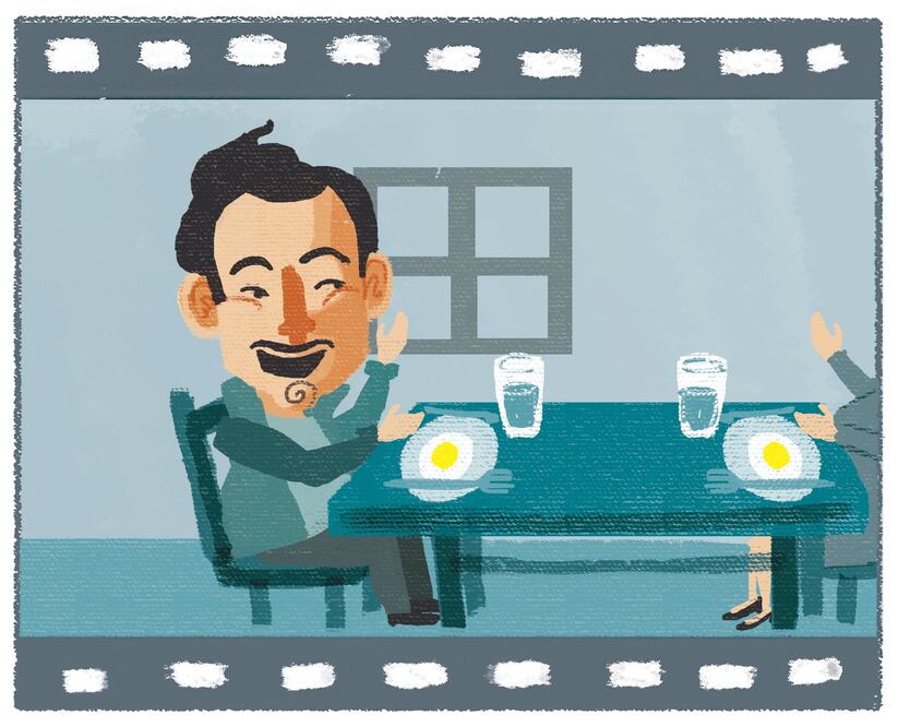  María Teresa Tamayo prepara el desayuno a Infante (huevo con jamón, salchichas, café con leche y pan) y lo comen juntos (Ilustraciones: ROSARIO LUCAS)