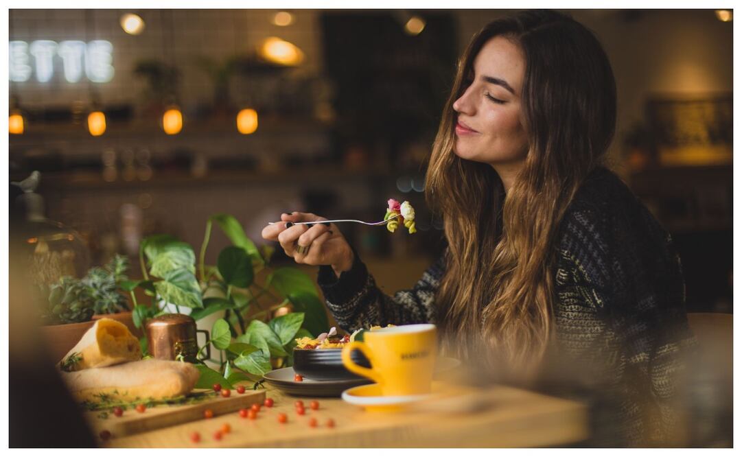 Entérate cuál es la mejor hora para comer. Imagen: Unsplash.