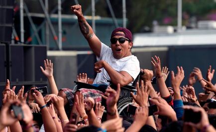 Le entran chavos con sillas de ruedas al slam que armó El Gran Silencio