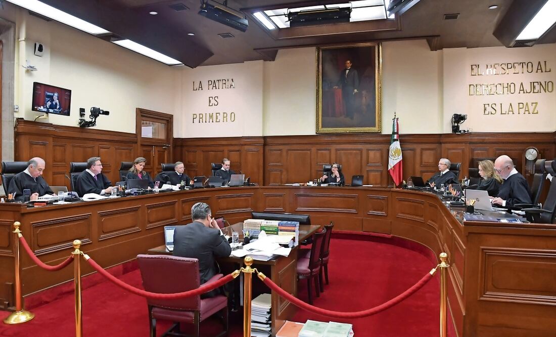 El presidente Andrés Manuel López Obrador lanzó 13 preguntas a los integrantes del máximo tribunal del país. Foto: archivo/EL UNIVERSAL