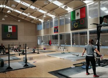 Un día sin mujeres: Levantadoras de pesas apoyan el movimiento, pero no detuvieron actividades