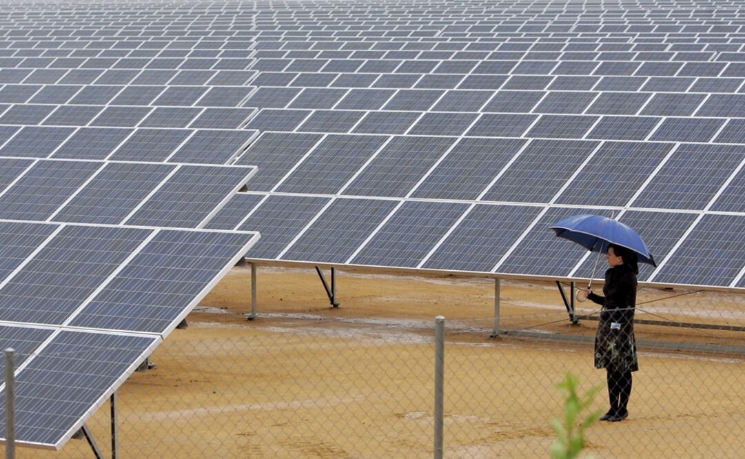 Three to five solar panels are capable of generating between 600 and 1,000 watts of electric power - Photo: Eduardo Abad/EFE