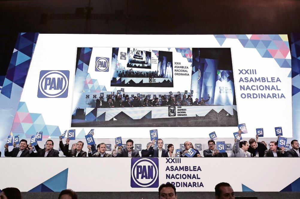 Liderazgos del PAN se reunieron en las instalaciones de la Expo Santa Fe para ratificar a los consejeros nacionales del partido. (ALEJANDRO ACOSTA. EL UNIVERSAL)