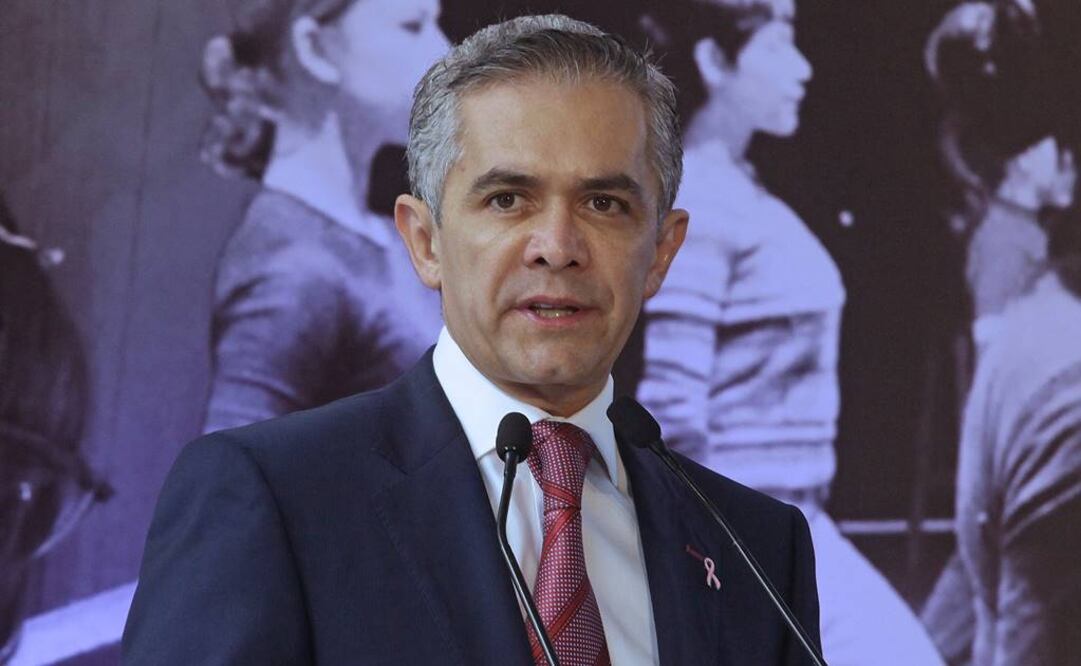 El Jefe de Gobierno indicó que no tiene ningún problema si los diputados de Morena asisten a sus eventos. (Foto: Adrián Hernández)