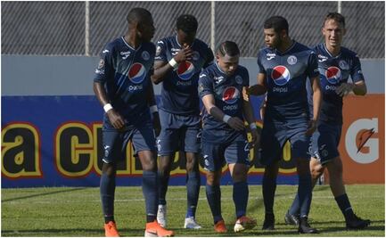 Por Coronavirus, dan por terminado torneo de futbol en Honduras