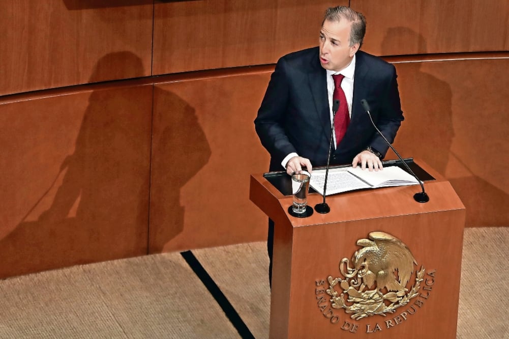 El secretario de Hacienda, José Antonio Meade Kuribreña, afirmó que la economía mexicana es sólida y estable, logro que ha permitido tener crédito y un buen nombre que apuntala al país (JUAN CARLOS REYES . EL UNIVERSAL)