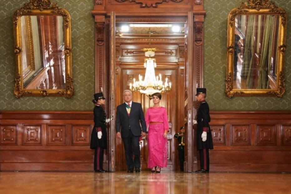 Grito de Independencia en el Zócalo capitalino, minuto a minuto 