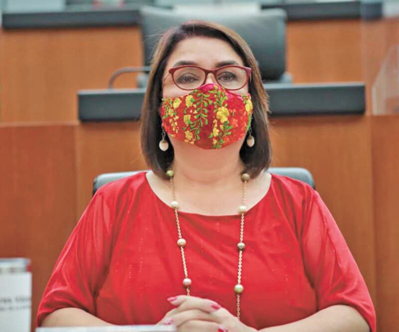 Antares Vázquez. TOMADA DE FACEBOOK