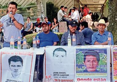 Centran investigación de los 43 en policías estatales y federales