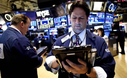 Wall Street abre operaciones con altibajos