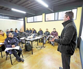 Capacitación. Aun con cursos, PF recibe quejas
