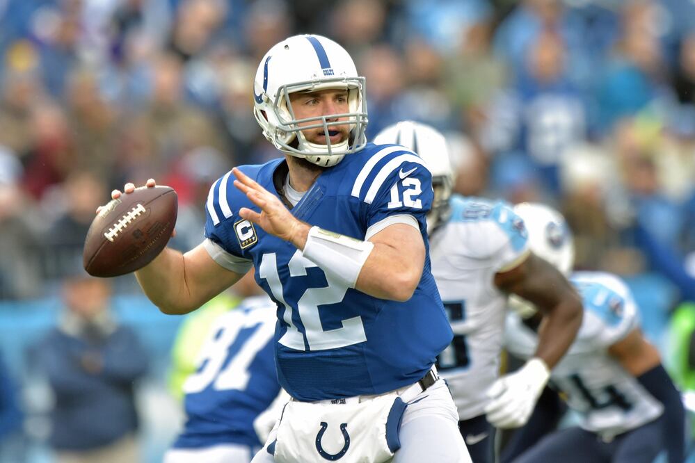 REUTERS. Andrew Luck en un juego con los Colts