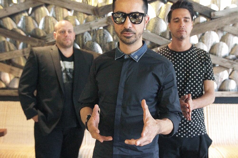 La banda prepara su show en Teatro Metropólitan (ALEJANDRO ACOSTA. EL UNIVERSAL)