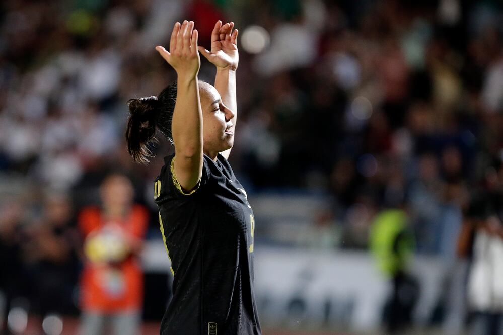 México deja escapar la victoria ante Uruguay; Charlyn Corral reaparece en la Selección Mexicana - Foto: Imago7